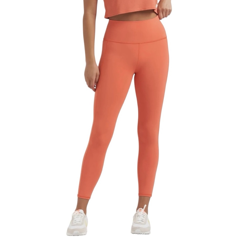 Vuori High-Rise Leggings in Coral